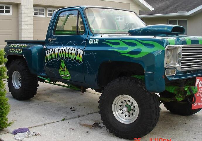 mud truck 017.jpg