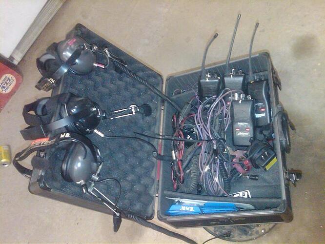 Radios 002.jpg