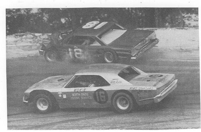 1970 - Don Denny's Falcon slaps the wall as Nokie Mallory goes by (Kenyon Photo).jpg