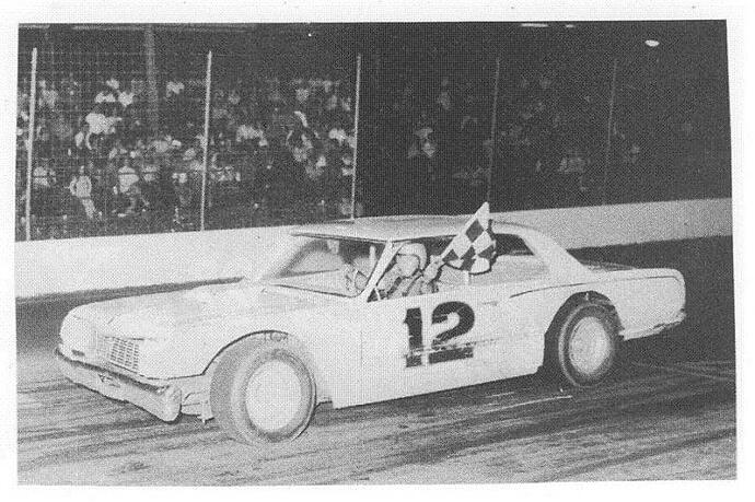 Ray Bontrager takes a LM win in 1973 Al Major Photo.jpg