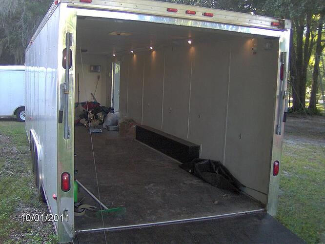 trailer 004.jpg
