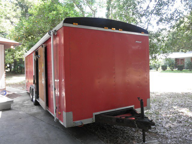 Front view of enclosed trailer.jpg