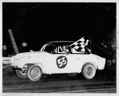 53 Simca 21867.jpg
